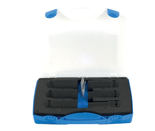 – Dimensiunea cutiei : 307 x 260 x 70 – Trusa contine: – 232/4L6p Cap cheie tubulara IMPACT lung 3/4...