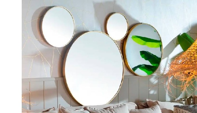 DÉCORATION.