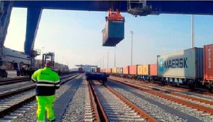 FREIGHT TRANSPORT BY RAIL