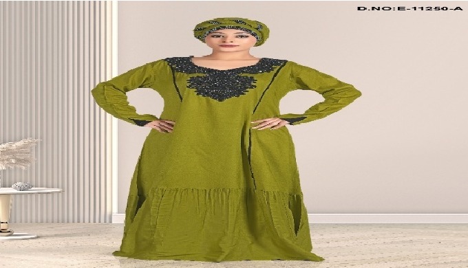 This beautifully designed Farasha-style abaya blends traditional charm with modern grace. Crafted in...
