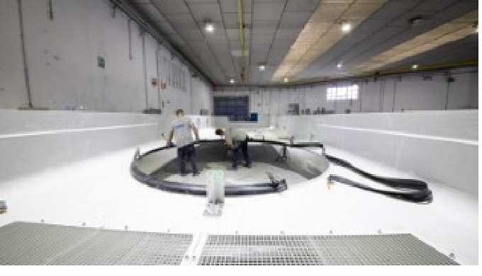 Componentes de fibra de vidrio de nacelles y bujes de aerogeneradores