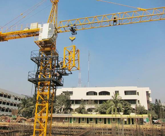 Nous vous offrons des grues à tours pour vente et location , actuellement il y a deux modèles : 5010...