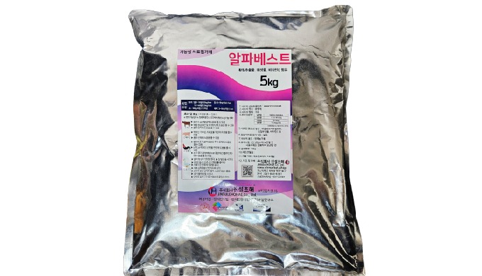 '- Contains Bacillus subtilis, Bacillus licheniformis, and Lactobacillus plantarum. - Includes sapon...