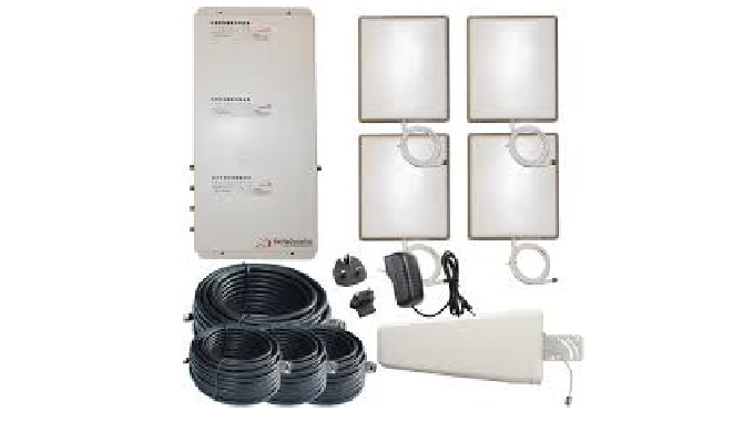 Amplificatore di segnale 2G,3G,4G/LTE a 900/1800/2100MHz a 4 uscite. Adatto per uffici, capannoni in...