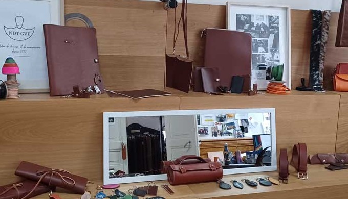 Articles et goodies en cuir NDT GVF Découpage Tarnais