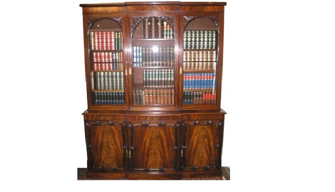 Superb, high quality early to mid 19th century Continental Flame mahogany veneered storage cabinet o...
