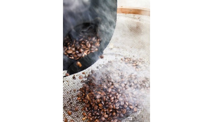 Freshly roasted to every order to ensure full fresh coffee to every cup, roasted and packed in Black...