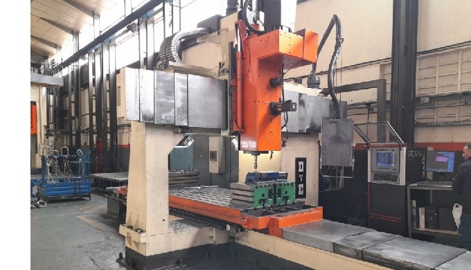 DYE mod. FBF-C-N/C, N&ordm; 1509 Gantry type Milling machine