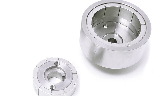 We manufacture synchronous magnetic couplings with permanent magnets. We focus on special applicatio...