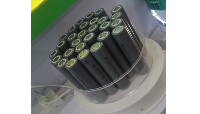 3.6V 15000mAh battery cell LMFP33140 cylindrical rechargeable cell