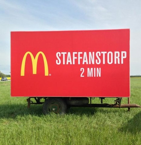 Allt fler företag inser effekten och fördelarna av att kommunicera med hjälp av banderoller och har ...