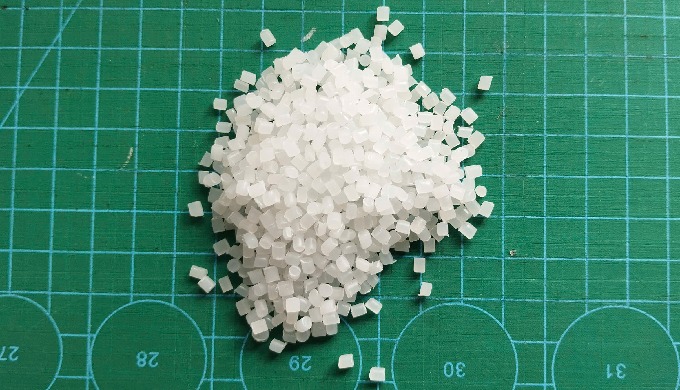 Slip Agent Masterbatch is a PE resin-based additive containing fatty acid amides designed to reduce ...
