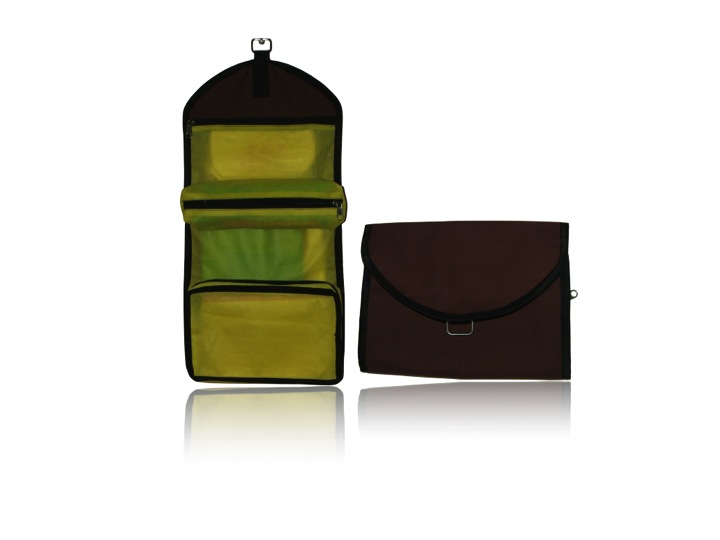 Bags made of 100% regular Recycled Canvas fabric. Organizes gear for a day of action. Great for trav...