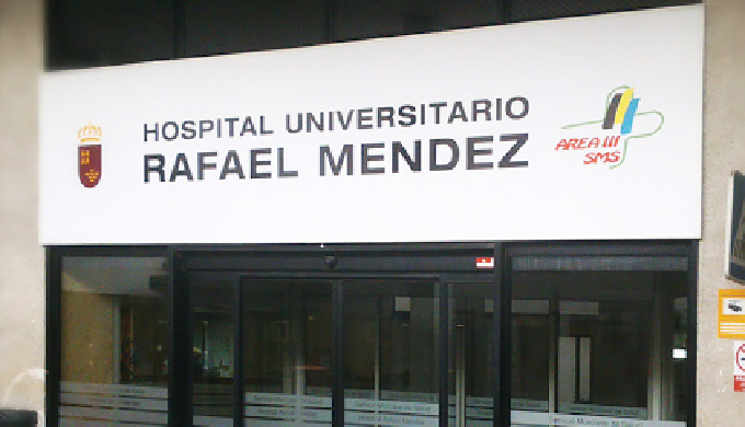 Diseñamos, fabricamos y colocamos todo tipo de rótulos luminosos, LED o vallas publicitarias.