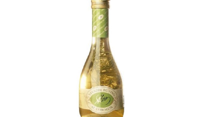 vinaigrette au vinaigre de vin d’estragon.