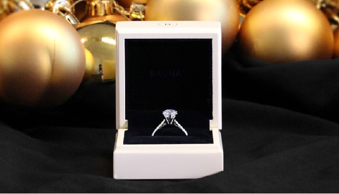 Exist in 18Kt White Gold, 18Kt Yellow Gold, 18kt Rose Gold, Platinum950 Carat weight: from 0.30ct ti...