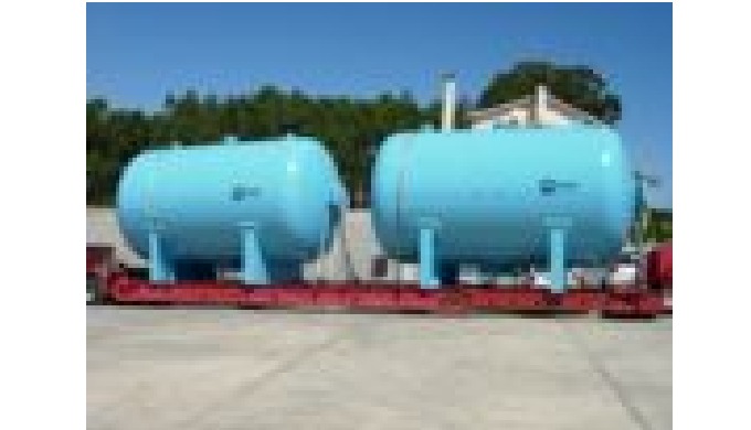 Surge vessel