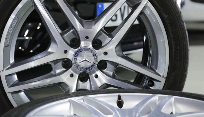 Repairing most types of alloy wheel damage: buckles, dents, scuffs and scratches.