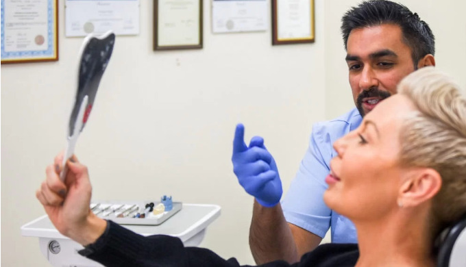 Unlock your perfect smile with Smile In London, your trusted cosmetic dentist in Wanstead. Experienc...