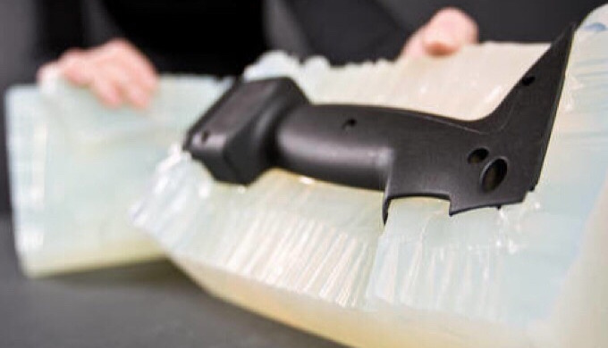 Idéal pour fabriquer des pièces en plastiques en petites & moyennes séries, ce procédé offre l'a...