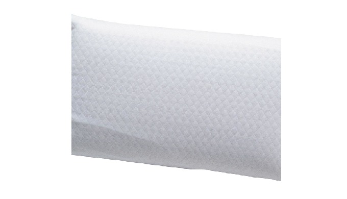 Capa interior em poliéster; Capa exterior em tecido malha stretch; Capa lav...