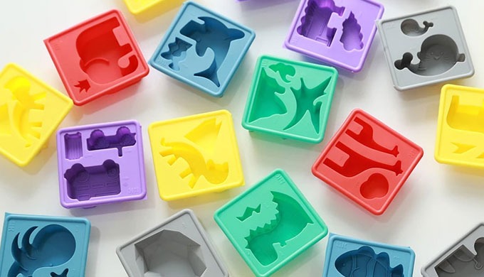 EEEEK Story Mold Can be used for various purpose such as ice, chocolate, pudding, cookies, bread, ri...