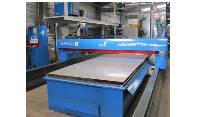 Pour vos travaux de découpe de la tôle, nous sommes équipés d’une machine de découpe plasma haute dé...