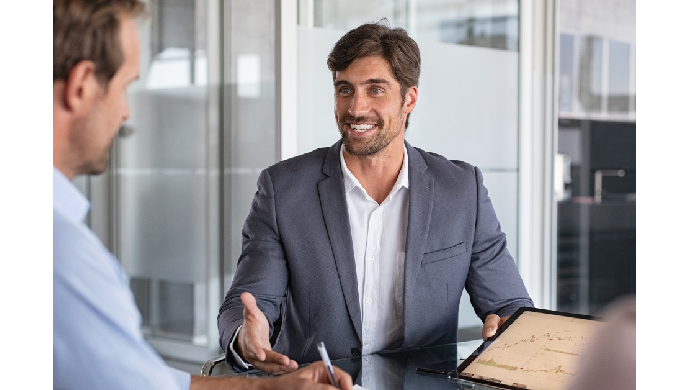 Wir analysieren zunächst Ihre bestehenden Vertriebskanäle und identifizieren digitale Chancen, die z...