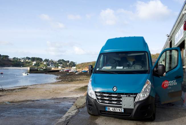 Industrial express - Collection and delivery twice a day in each department