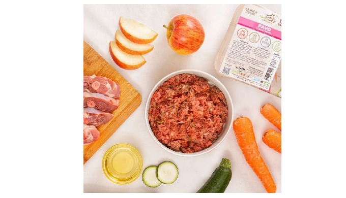 Turkey menu for dogs Naturcanin