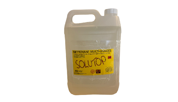 Simplifiez votre ménage quotidien avec SOLUTOP, le nettoyant multi-usages efficace sur toutes les su...