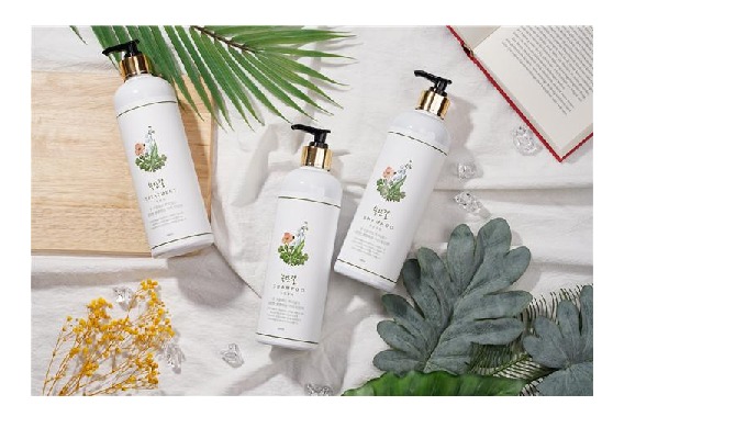 Mugwort Shampoo for Sensitive Scalp-It contains mugwort produced in Injin province, copper-tripeptid...