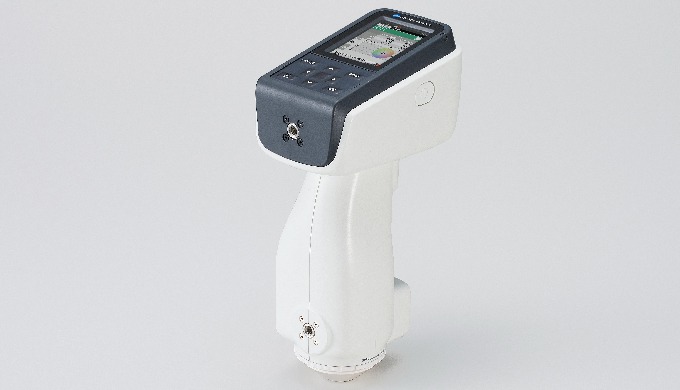 CM-17d przenośny spektrofotometr