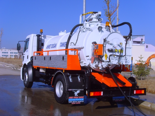 - 3000 to 20.000 litre tank kapasitesi - 2 bölümden oluşan temiz ve kirli su tankı - şase üzerine mo...