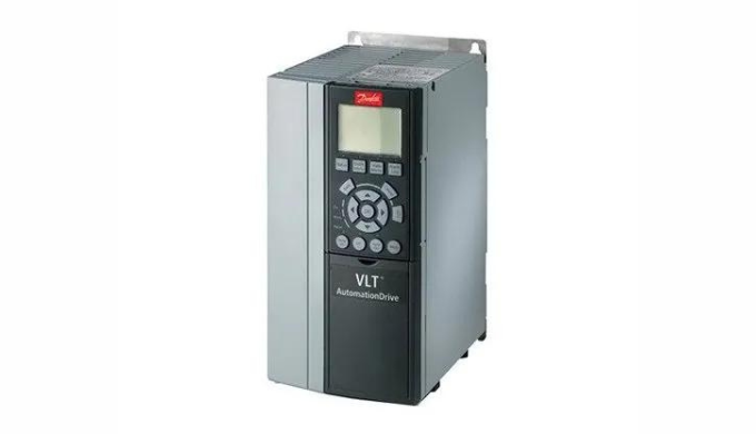 Key Specifications: Brand: Danfoss Input Phase: 3-Phase Model Name/Number: FC-302P22KT5E20H2XGCXXXSX...