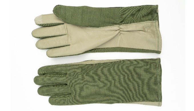 Gants, conçues pour diverses applications professionnelles et de protection