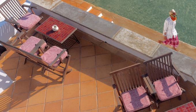 Hotel con gres rústico