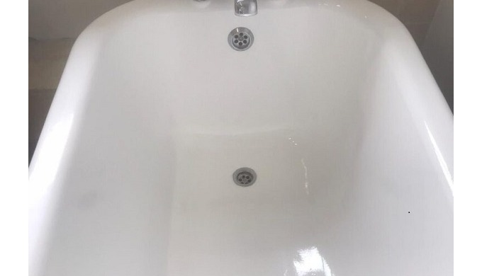 Miltons Bath Re Enamelling London is a London based bath, shower tray and sink repairs and re enamel...