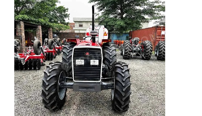 TractorCorner.com offers a wide selection of brand-new and reconditioned Massey Ferguson tractors fo...
