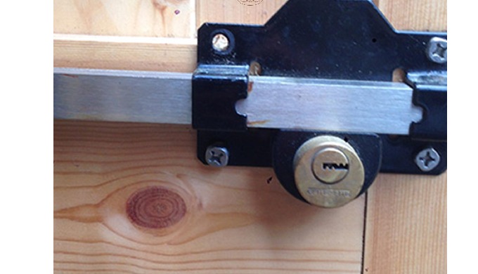 For the best lock solutions in Lichfield, call us on 01543 226119.