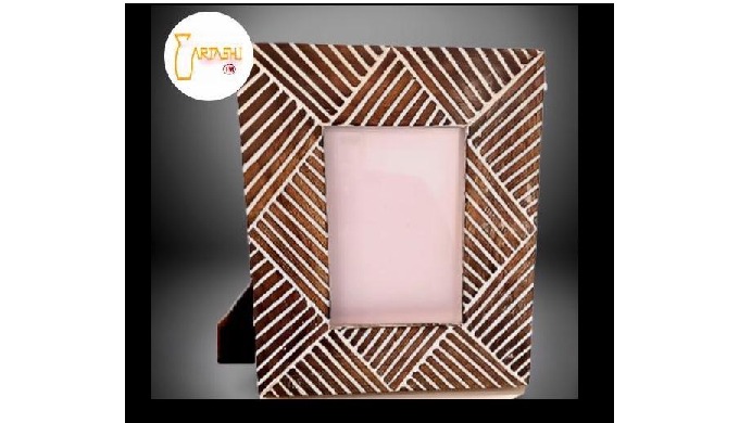 Picture custom frames. Item code: AHP408. Picture custom frames in symmetrical lines carving pattern...