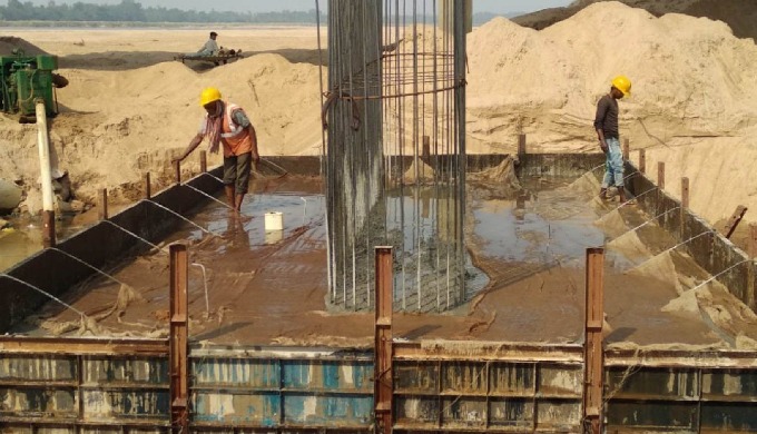 Precast Concrete Piles to convert excess strength. We extend precast piles in diverse sizes and cast...