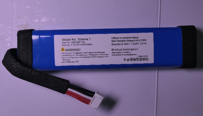 Various of JBL Batteries are available. Model No. : boombox2/charge2 310sl/charge2 210sl/charge3 320...