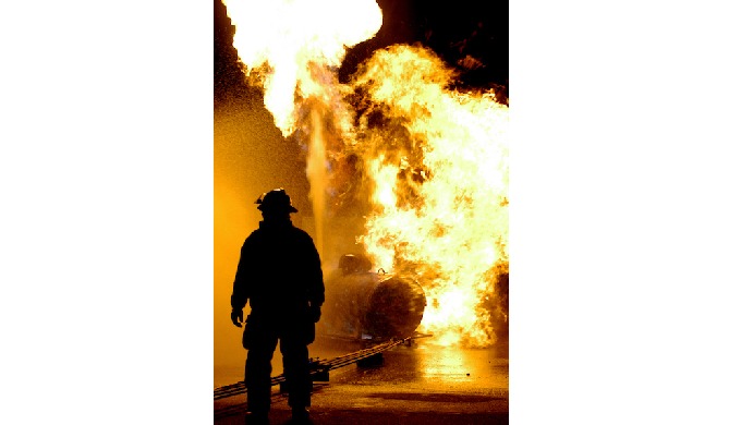 Incendie (combustion avec flamme) ou début d'incendie. LA COUVERTURE : GARANTIES DE BASE : - Dommag...