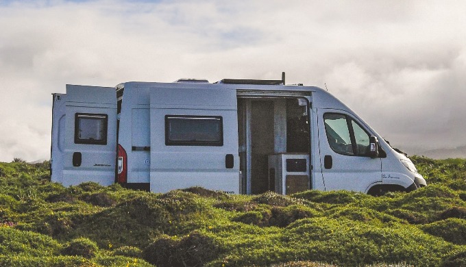Explora Galicia y Tenerife con As Caselas Camper Galicia, tu mejor opción p...