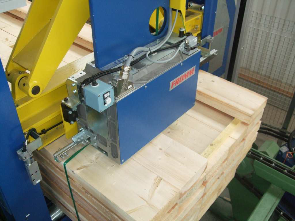 AGREGAT DE CERCLAGE MH600