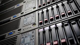 INTELLIGENT IT FÖR LOGISTIKPROCESSER Våra nätverksanslutna, flexibla och mycket effektiva IT-system ...