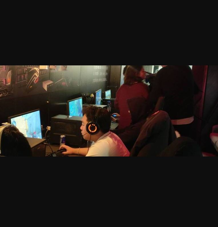 Milk Asus E-sport Arena, le plus grand Cybercafé de Paris, vous propose un service de billetterie en...