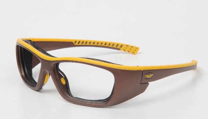 Frame integral goggles that can be used as sports goggles as well as industrial safety glasses. Ther...
