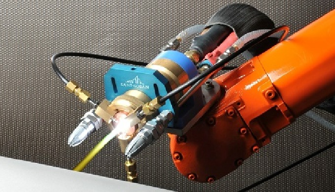 Saint-Gobain Coating Solutions designed the ProPlasma high-performance powder spray gun with two goa...